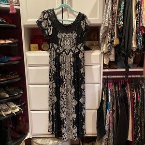 Summer Black and White Floral maxi Dress